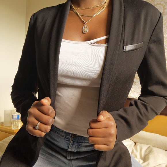 Blazer - Picture 2 of 3